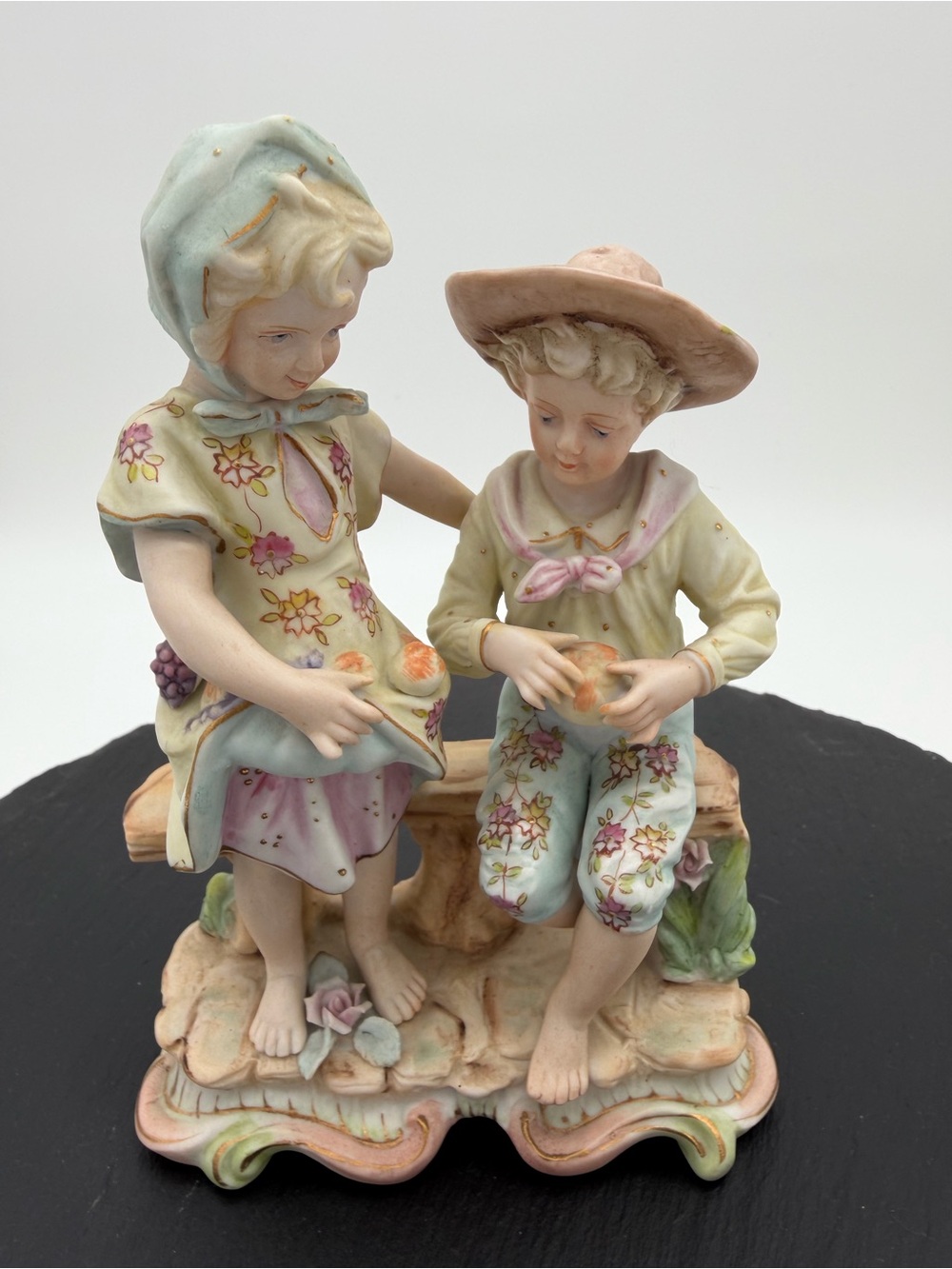 Vintage 1950s Arnart Creations Boy & Girl Porcelain Figurine #7824 Japan